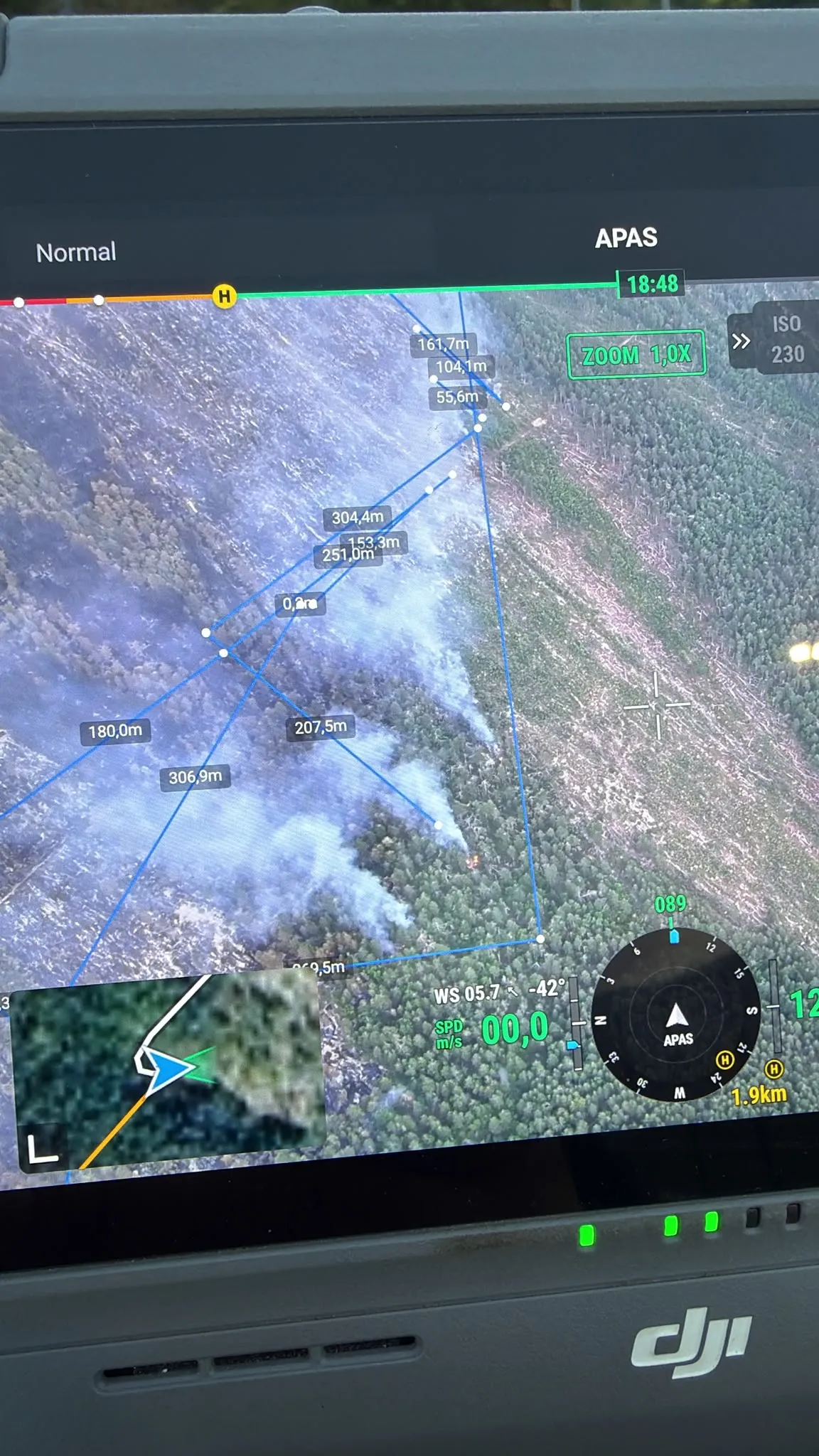 Morrone, il drone scopre cento mini focolai. Ripartite la squadra da terra