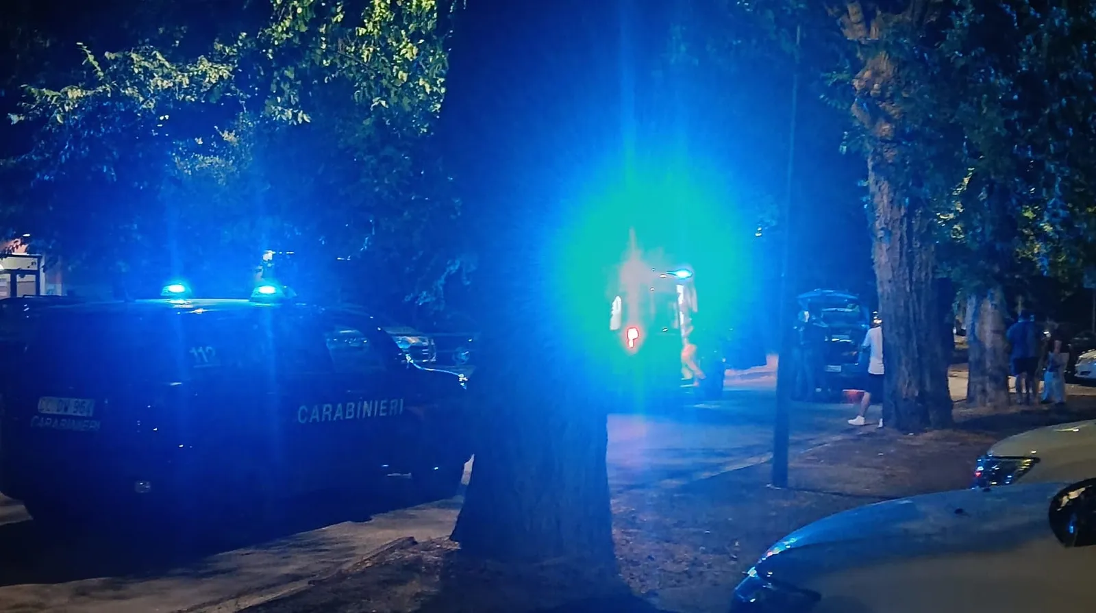 Frontale con carambola, quattro feriti alla stazione