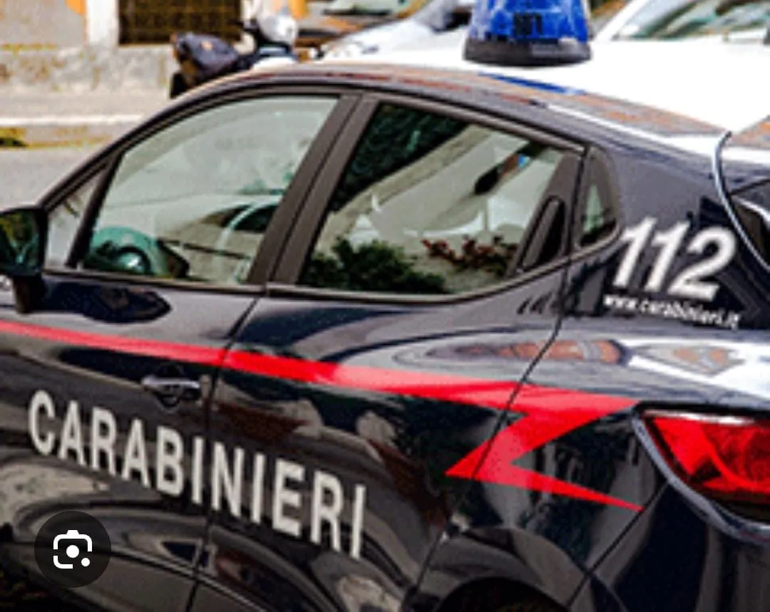 Tenta di uccidere la compagna nell'auto: "sono solo 30 anni di litigi". Ma resta in cella