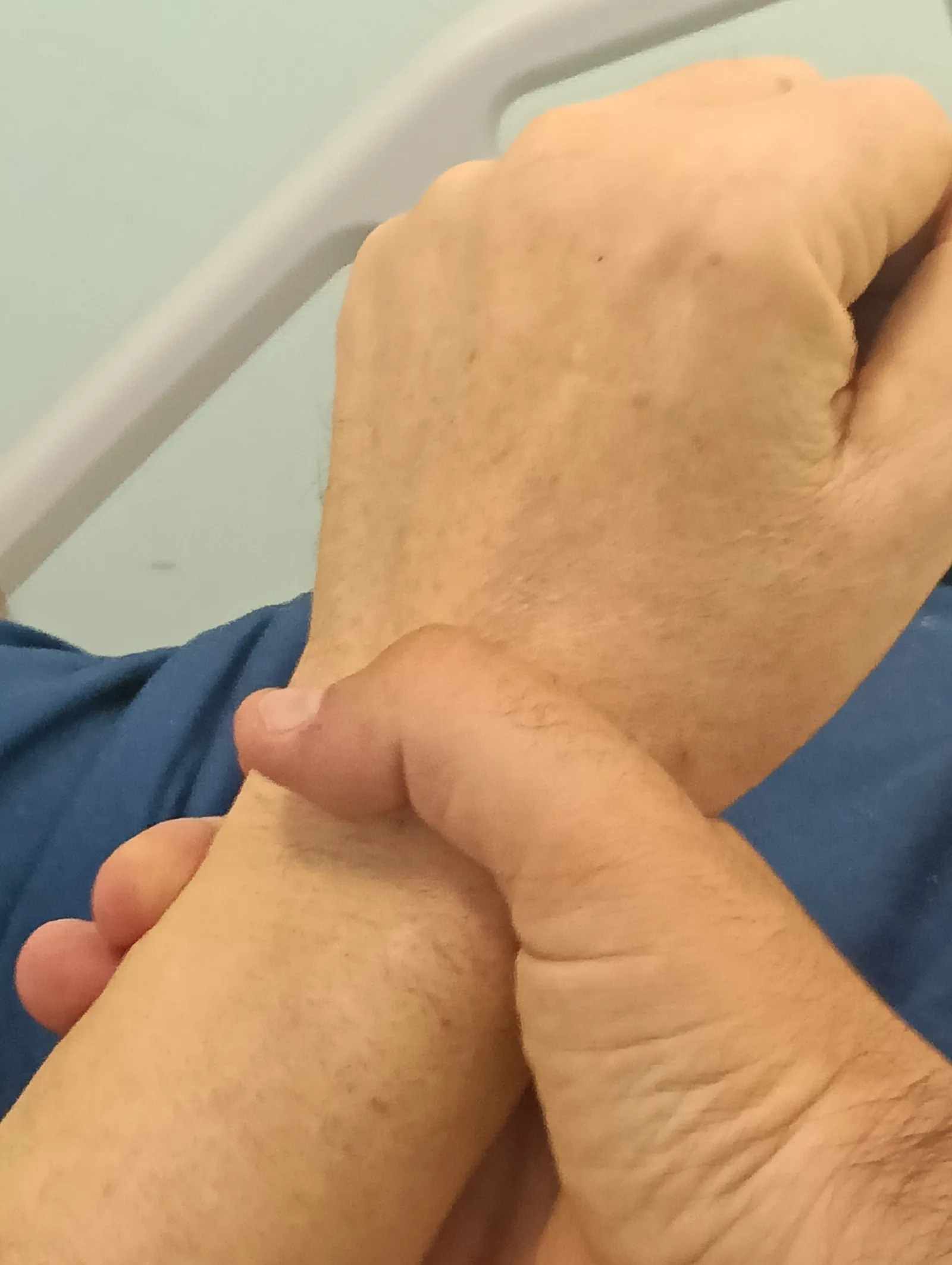 "Deve ritirare notifica urgente per suo marito" ma è morto venti anni fa. Tre truffe tentate a Sulmona