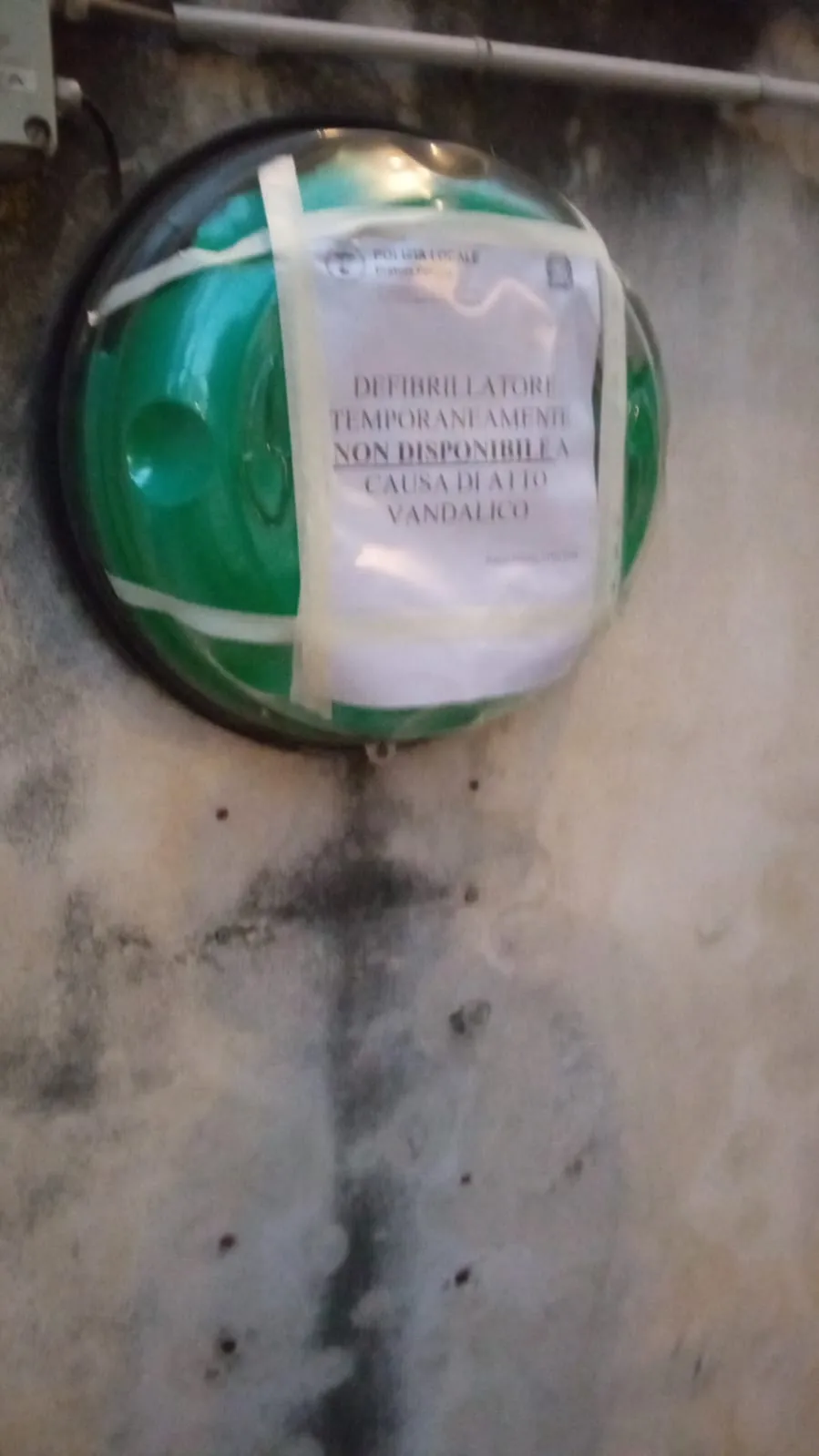 Pratola, defibrillatore fuori uso per atto vandalico. Dispositivi ancora nel mirino