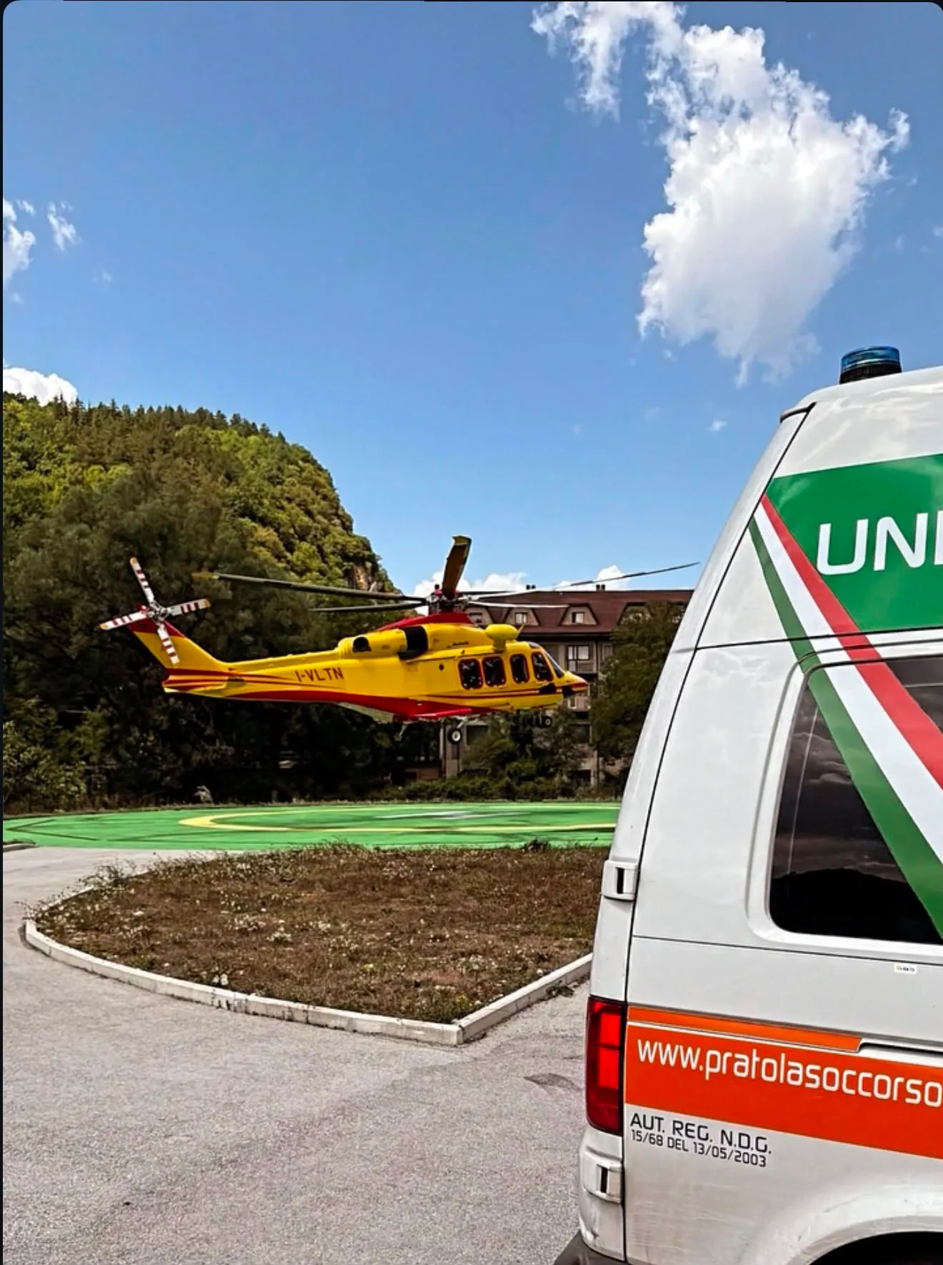 Cade dalla moto. Prognosi riservata per un 18enne