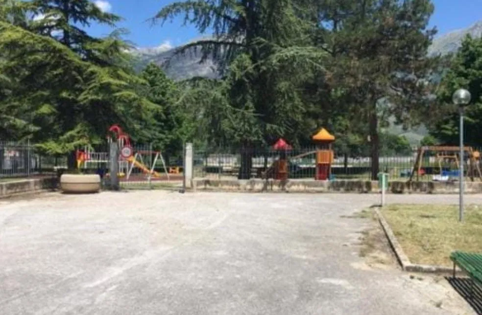 Sesso vicino al parco giochi. Arriva la condanna per la coppia "fuocosa"