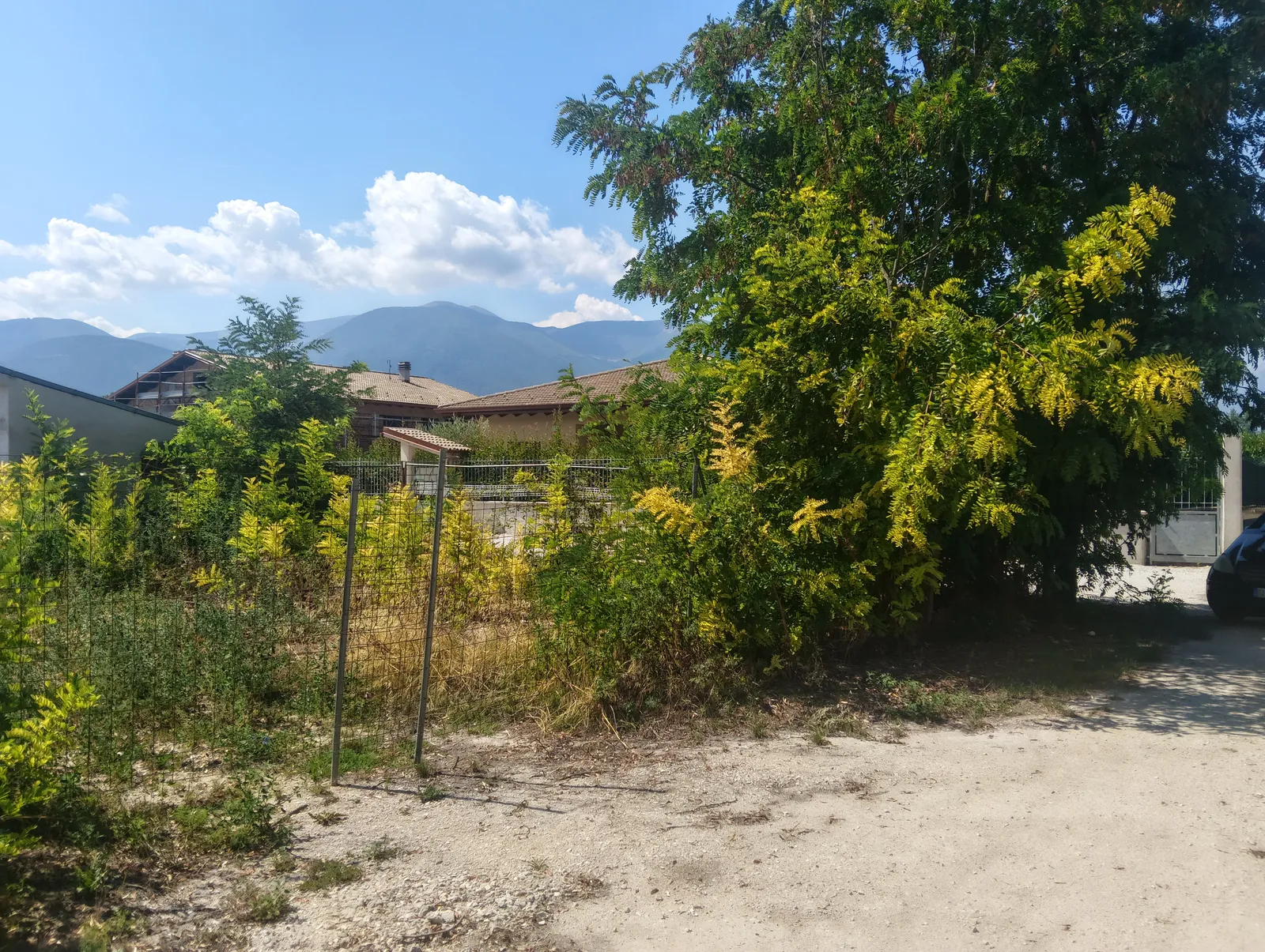 Stretta sugli abusi edilizi, nel mirino altre quattro ville. Due tecnici nei guai
