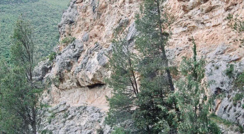 Emergenza incendi. Chiuso il sentiero di Rava Tagliata